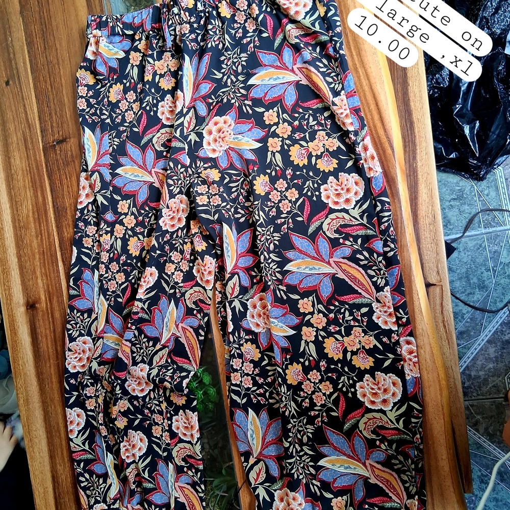 Source Unknown Floral Wide Leg Pants - Black and Multicolor